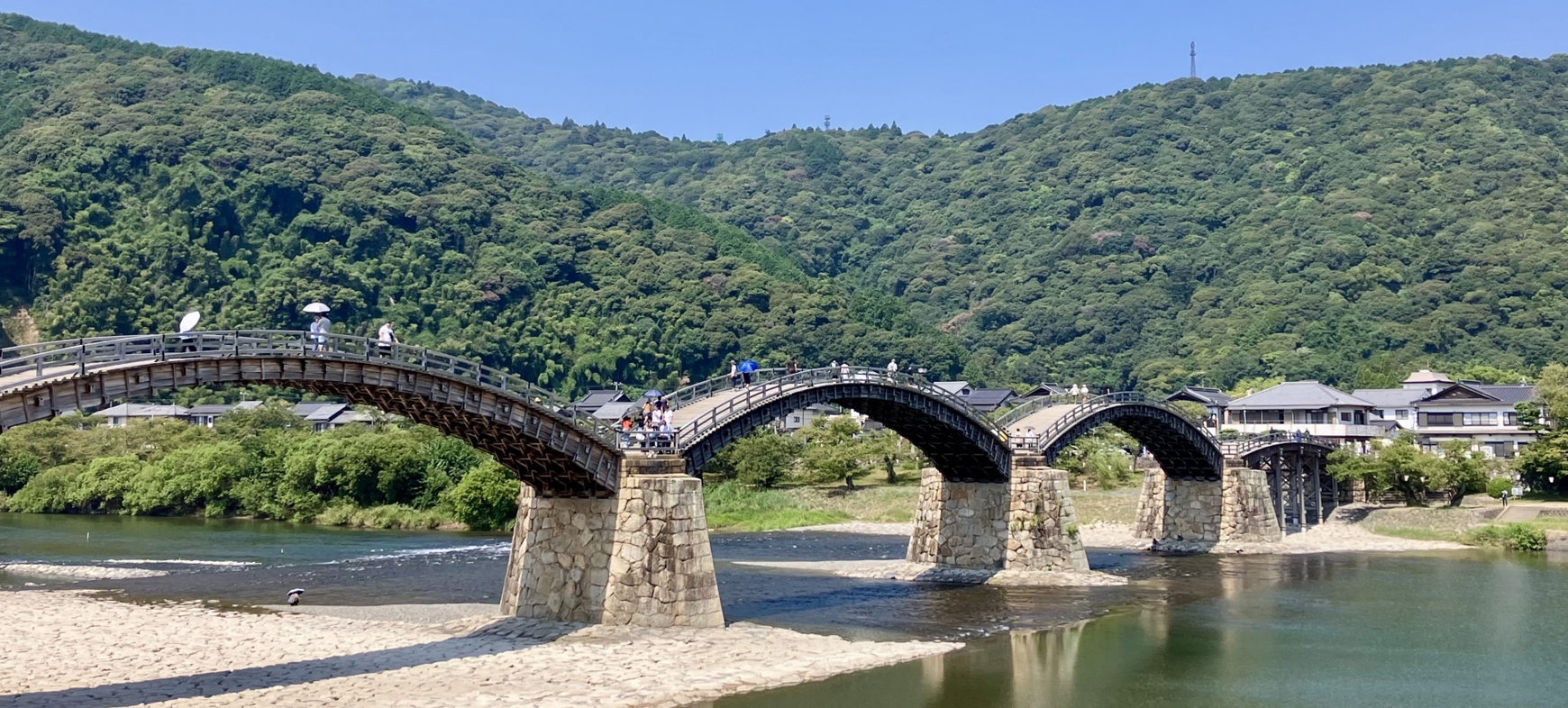 山口県の方におすすめのトロフィーやメダルのご紹介